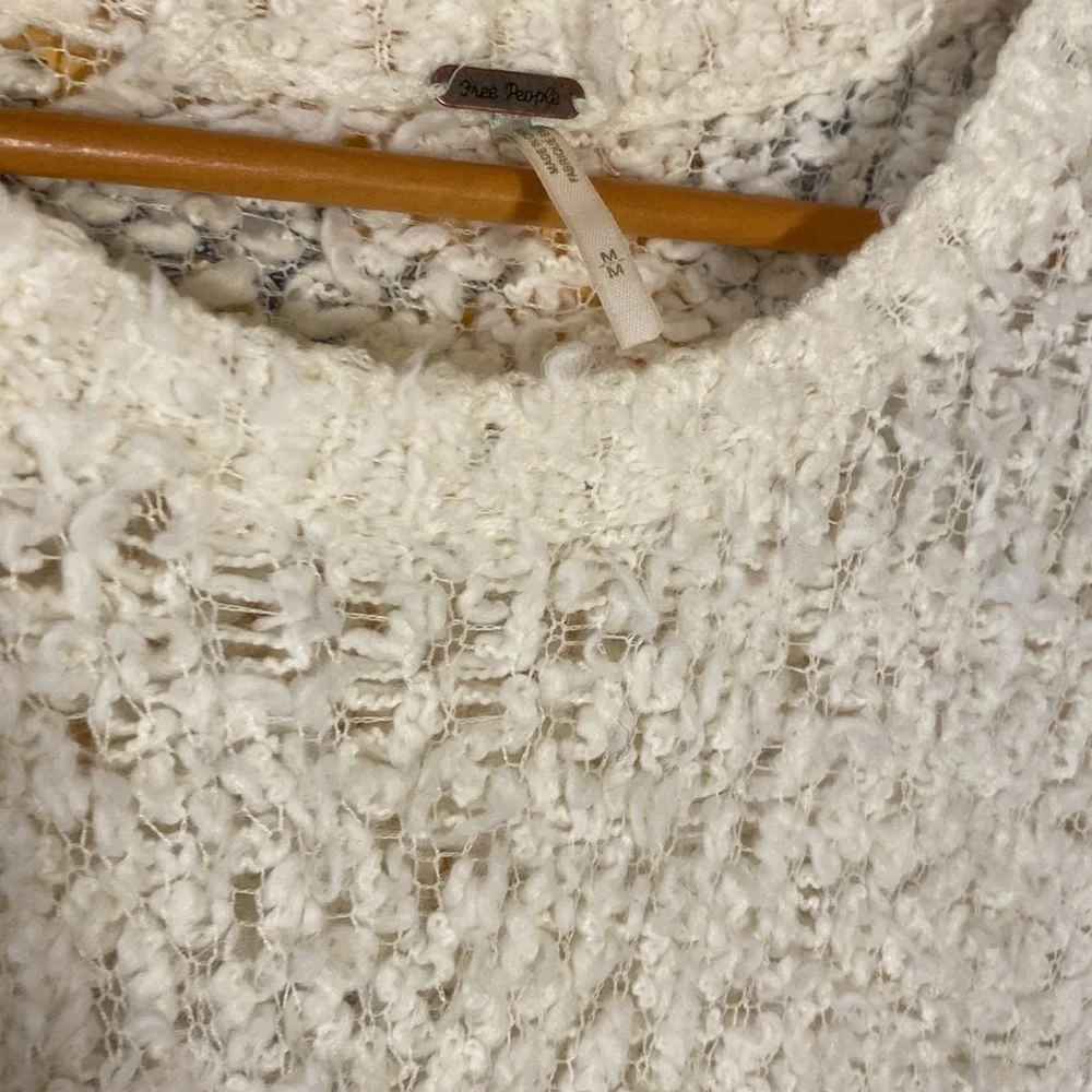 FREE PEOPLE M fuzzy funky white winter wool blend sweater